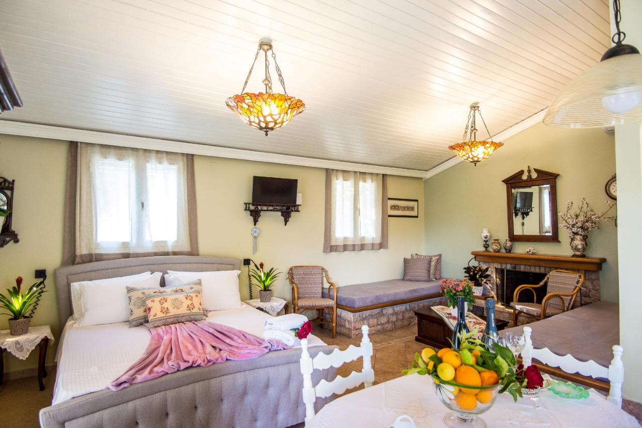 Villa Aelia - A Peaceful And Private Place 아르고스톨리온 외부 사진