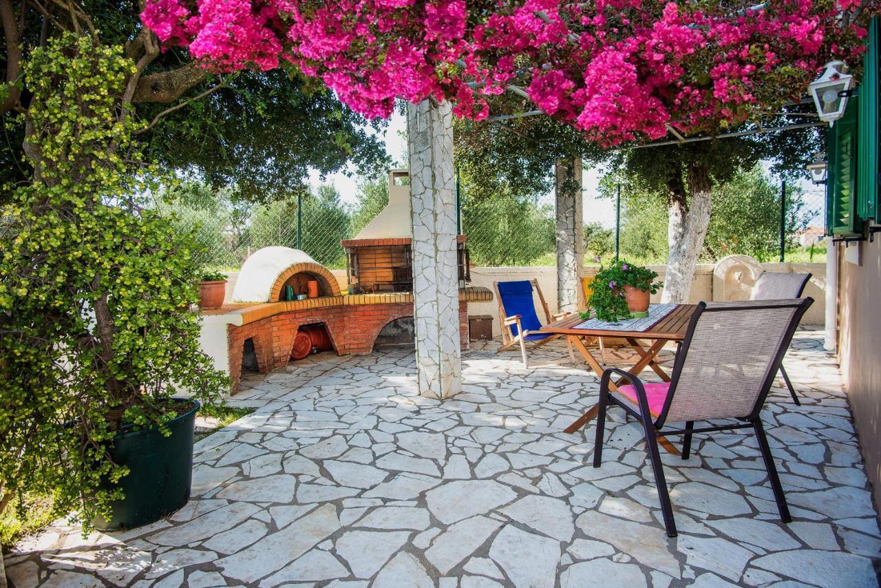 Villa Aelia - A Peaceful And Private Place 아르고스톨리온 외부 사진